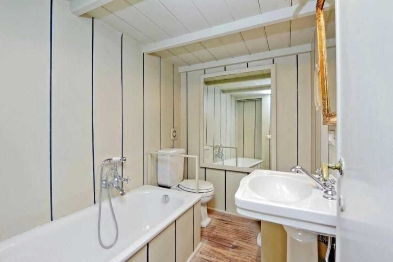 Studio Apt In Rome City Centre Via Gregoriana By Halldis Экстерьер фото